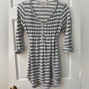 Iris & Navy Striped V-Neck Top